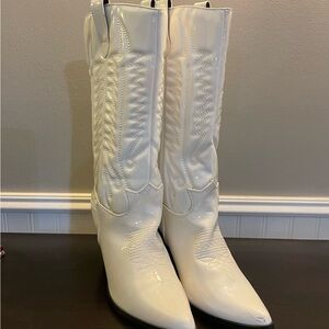 Cape Robbin Southern Belle Women's White Cowboy Mid Calf Boots